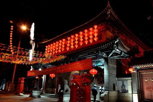青岛的传统活动天后宫民俗庙会是怎样的